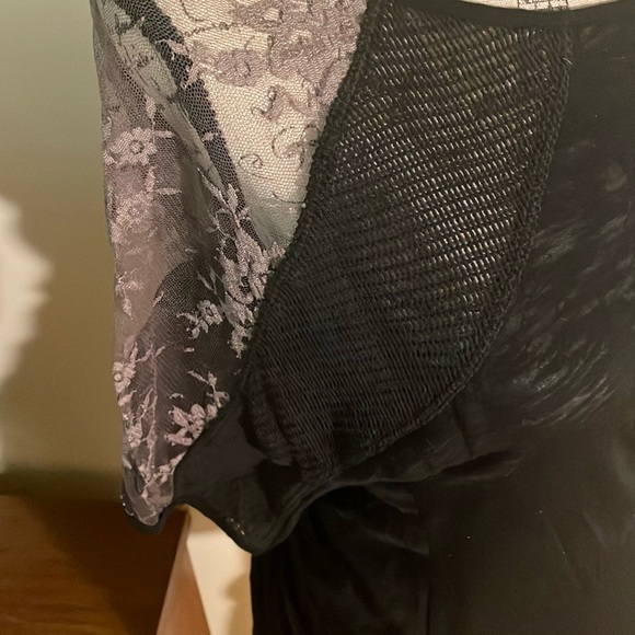 Free People Lacy Stretch Top - Picture 2 of 6